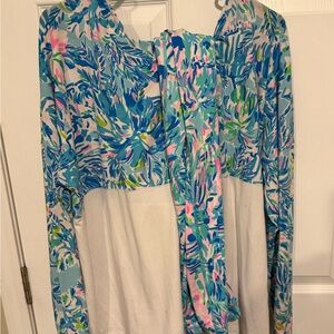 Two piece set. EUC long sleeve top and athletic leggings. Blue Floral Print.